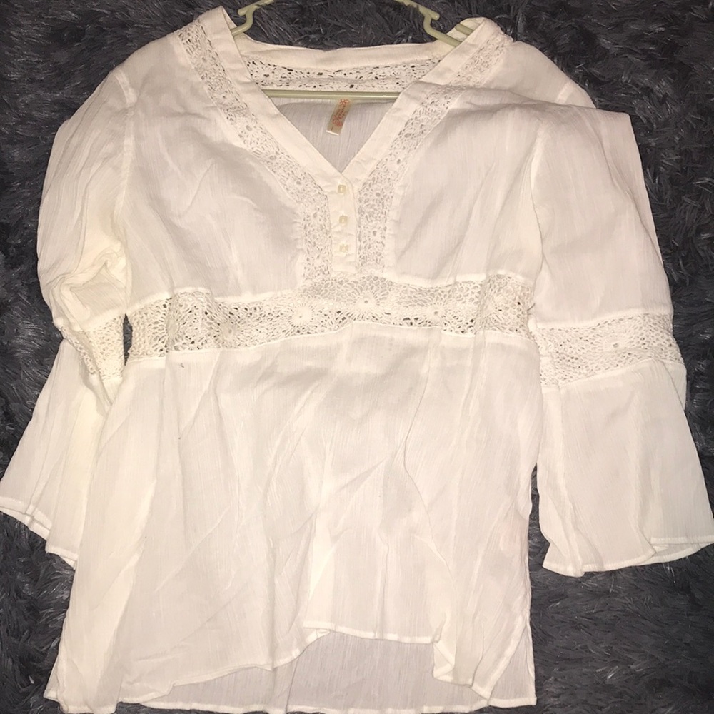 Casual white shirt